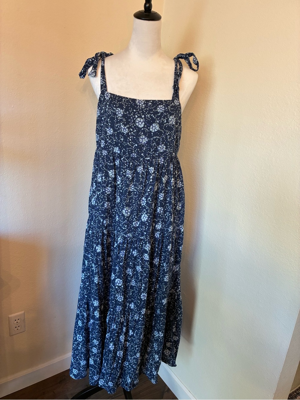 Madewell Navy Floral Shirred Yoke Midi Dress